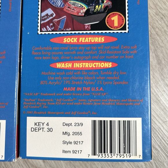 Vintage 1995 Jeff Gordon NASCAR Socks NEW Dupont Racing Red‎ Lot of 2 Pair - Picture 6 of 6